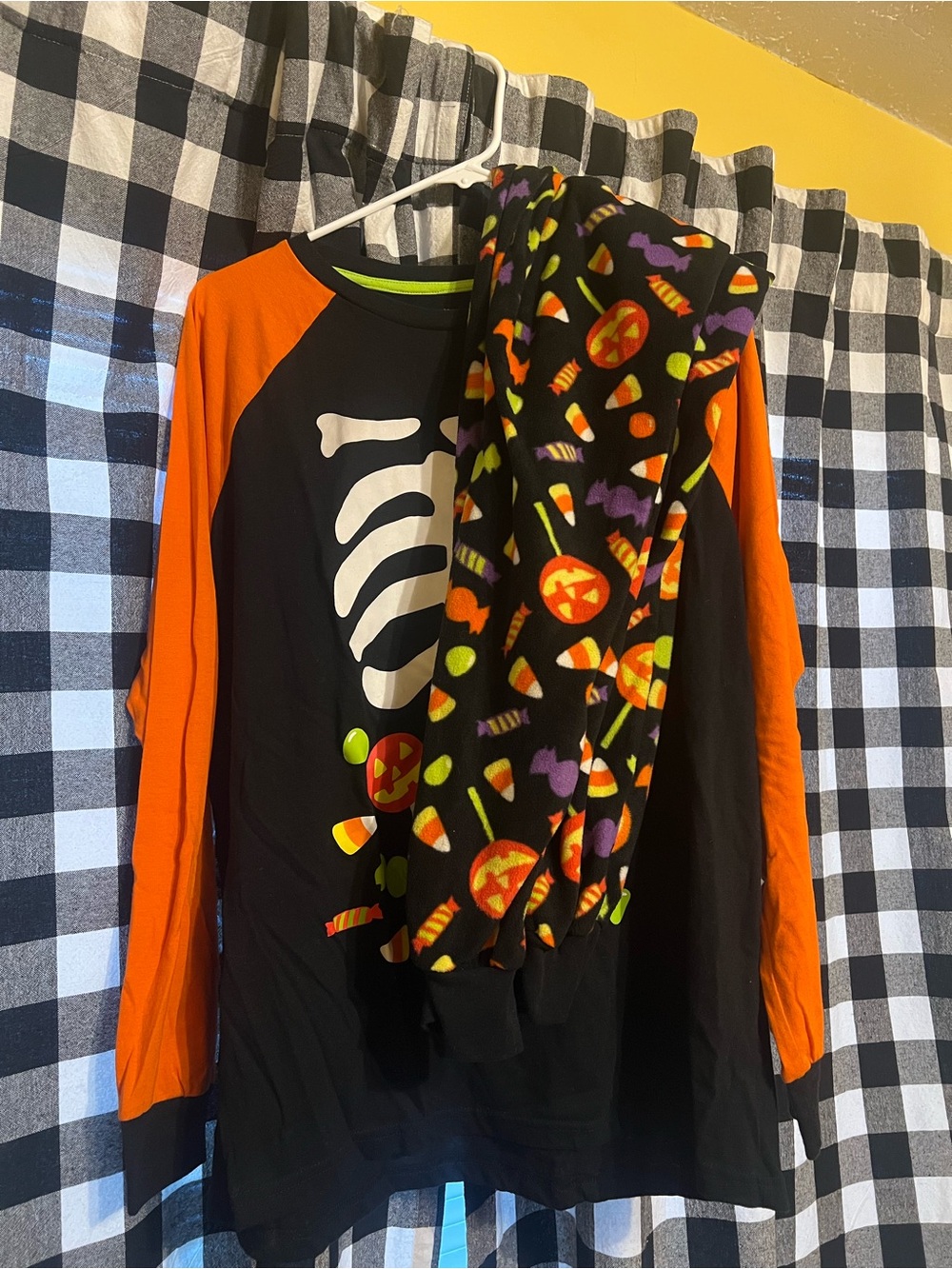 Mens Halloween Skeleton Pajama Set - Black & Orange